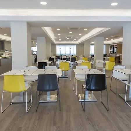 Sunconnect Delfines Ciutadella (Menorca)