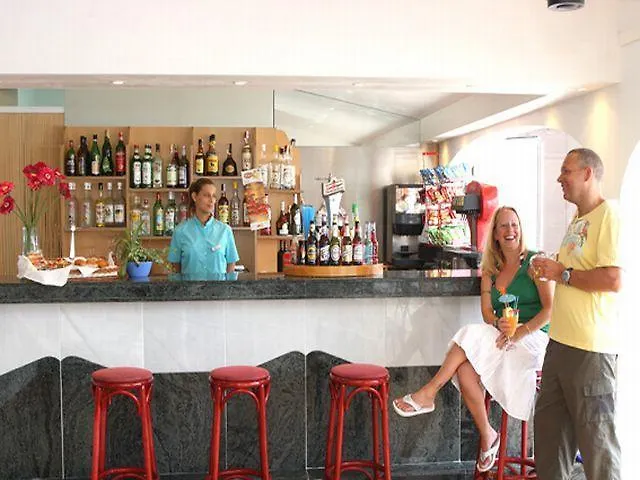 Sunconnect Delfines * Ciutadella (Menorca)